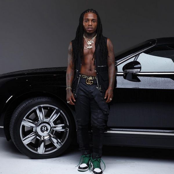 Pull Up - Jacquees | MixtapeMonkey.com